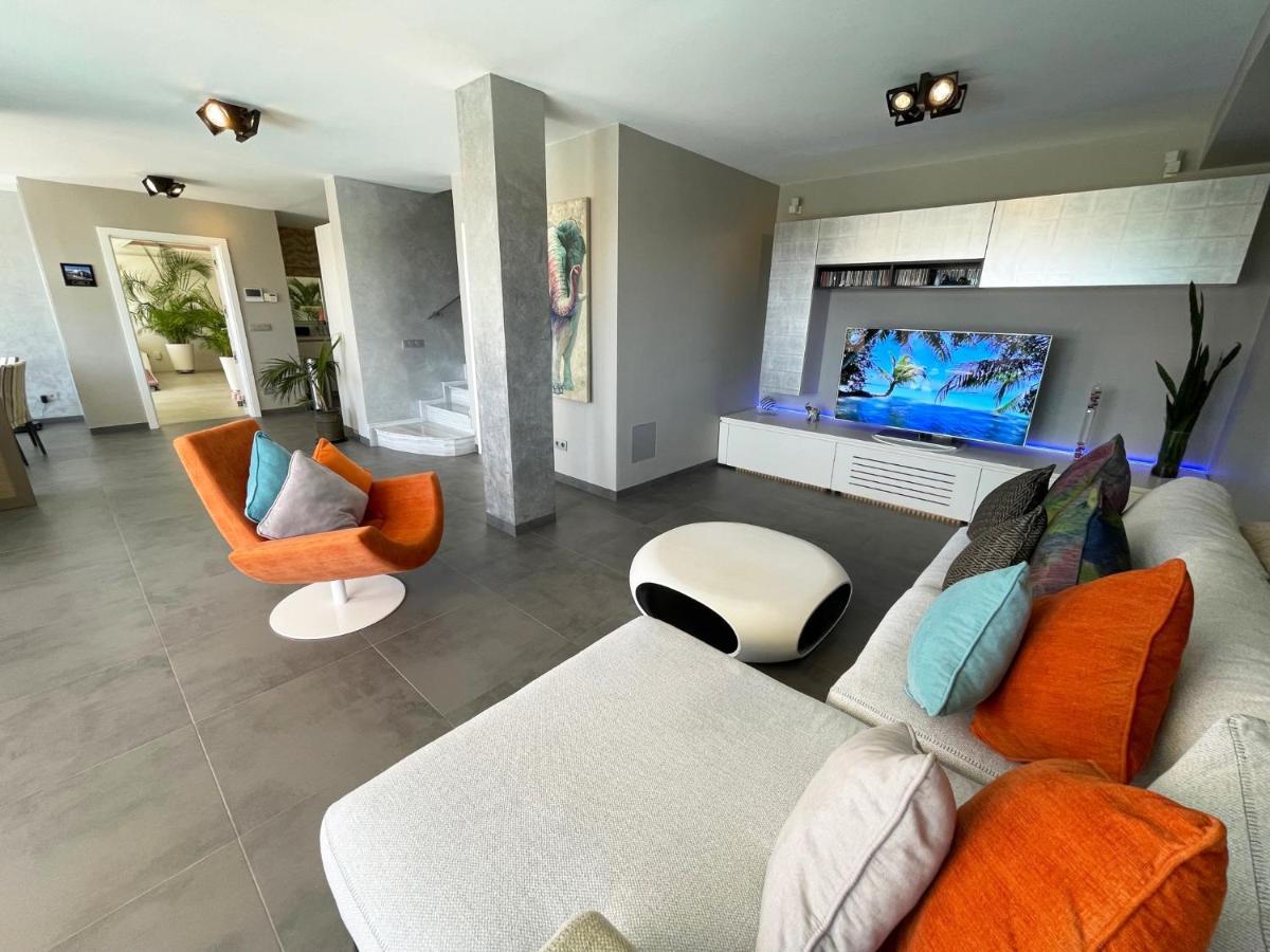 Luxury Villa Morelli With Seaview & Heated Pool Maspalomas  Eksteriør billede